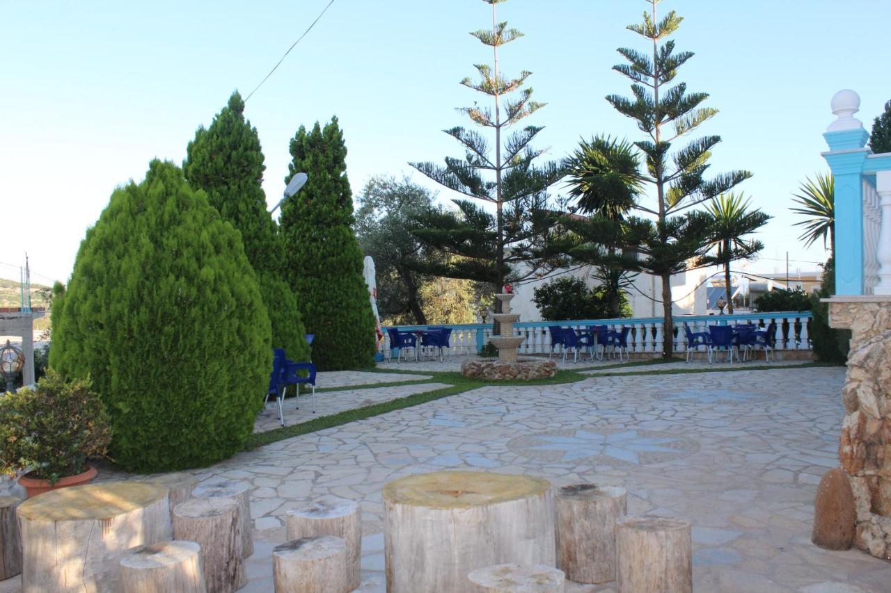 Esmeralda Hotel & Restaurant Ksamil Bagian luar foto