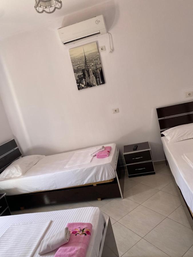 Esmeralda Hotel & Restaurant Ksamil Bagian luar foto